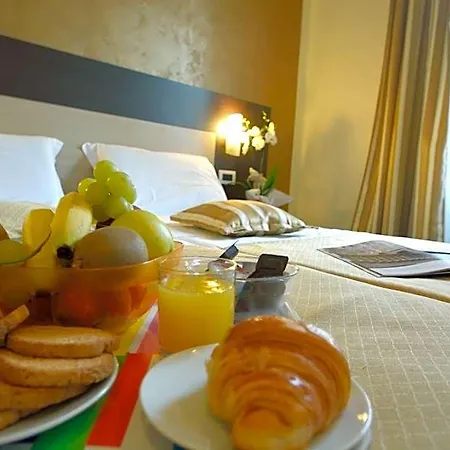 Marbo فندق مبيت وإفطار 4*
